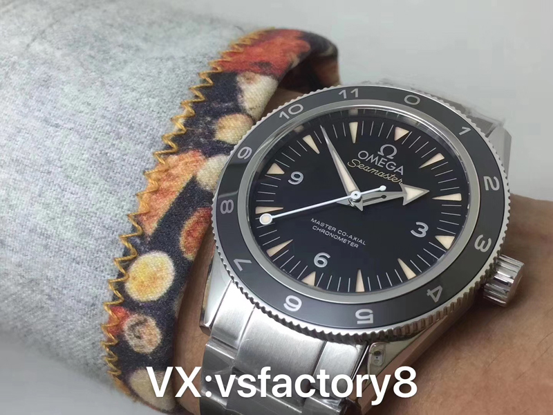 VS廠海馬300米幽靈黨007復刻腕表工藝細節(jié)值不值得入手