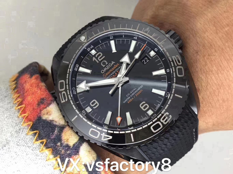 VS廠歐米茄海馬600米深海之黑復(fù)刻表是市場上最高品質(zhì)版本嗎