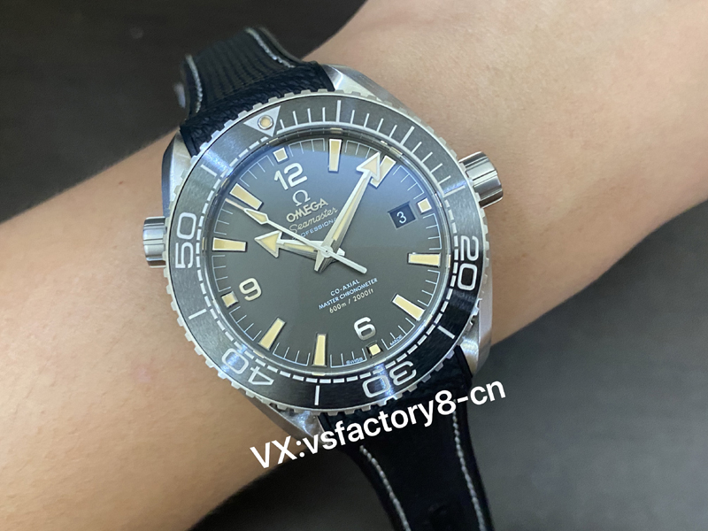 VS廠歐米茄銅灰面海馬600米復(fù)刻腕表細(xì)節(jié)做工值不值得入手